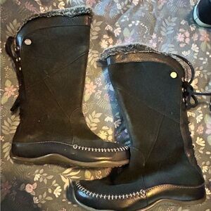 North face Women's Black Winter Boots